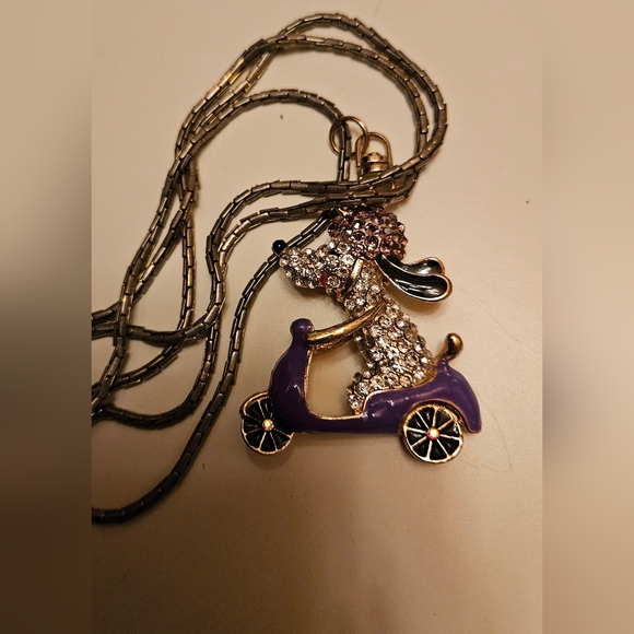 Glamorous Snoopy on Purple Bike - Picture 4 of 4